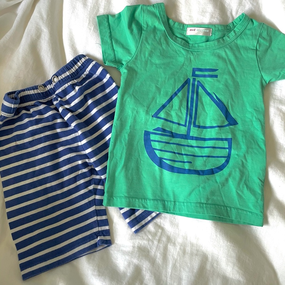 Cutest boys clam digger outfit 😍